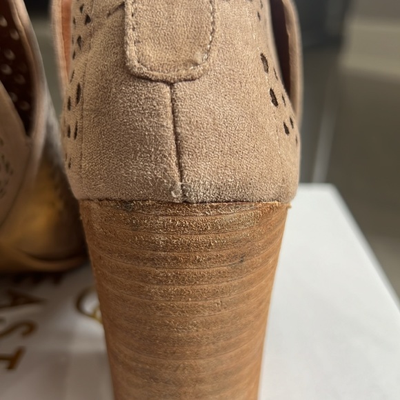 Beast booties - Picture 5 of 7